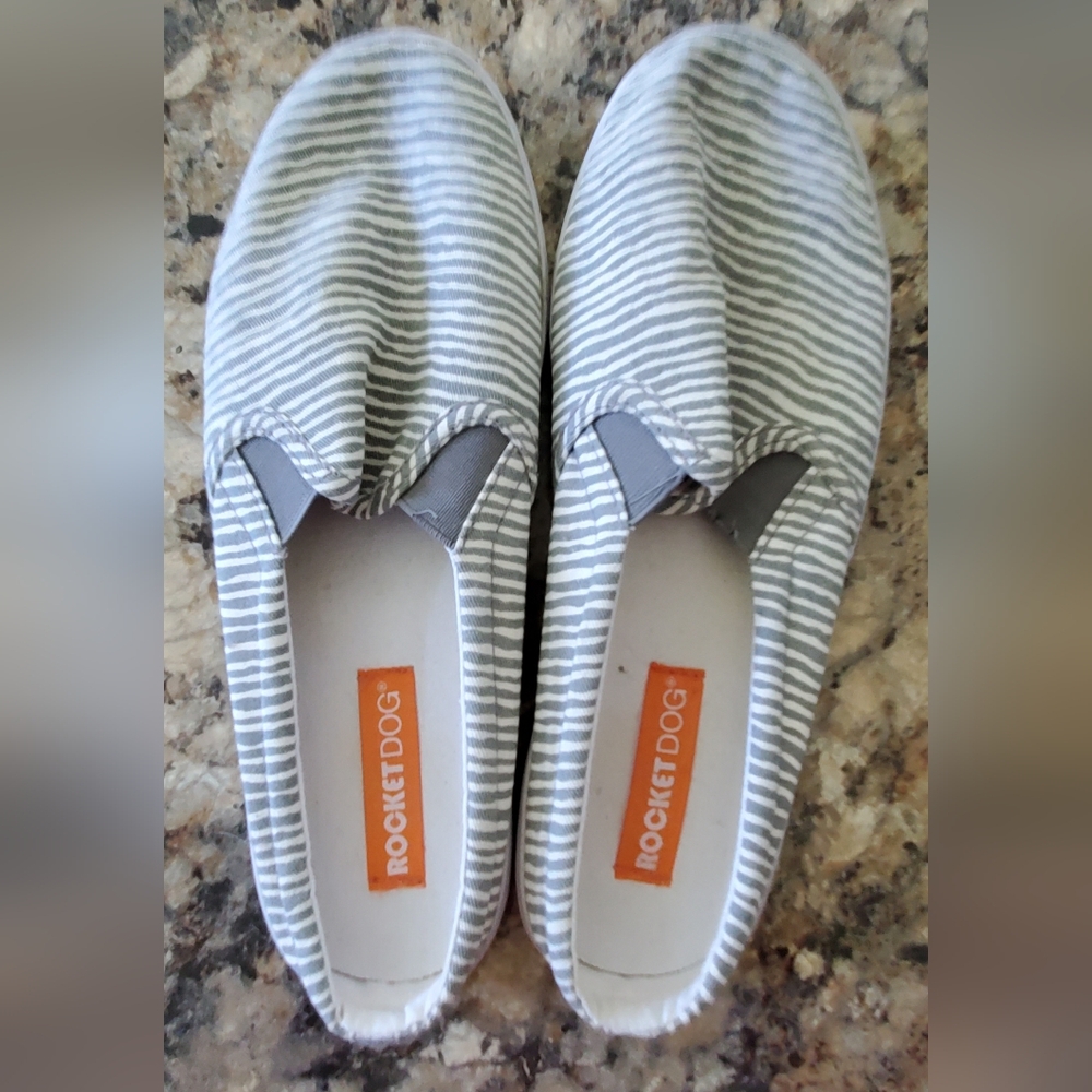 Rocket Dog Women's Slip On Shoes Size 8.5